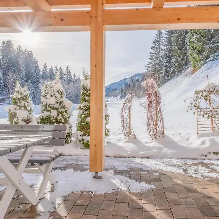 Blick Auf Den Rettenstein 1 *